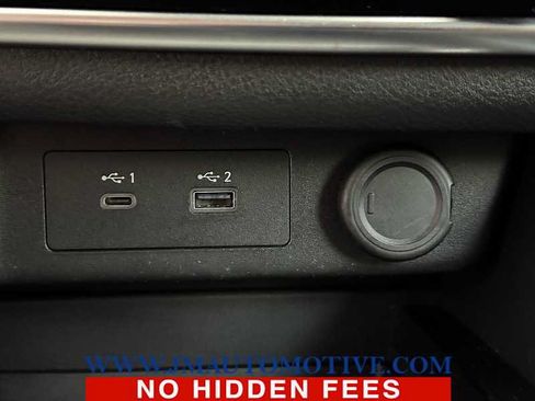 Used 2023 Nissan Rogue S AWD/4WD image 33