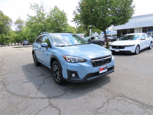 Used 2019 Subaru Crosstrek 2.0i Premium w/ Moonroof Package AWD/4WD image 5