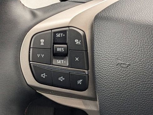 New 2026 Ford Explorer Active w/ Active Comfort Package image 21