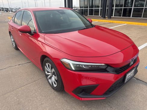 Used 2024 Honda Civic LX image 4