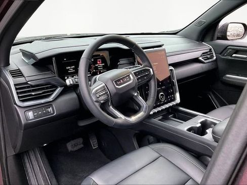 Used 2024 GMC Acadia Elevation w/ Luxury Package image 12