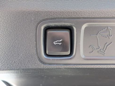 Used 2023 Lincoln Navigator Reserve AWD/4WD image 22