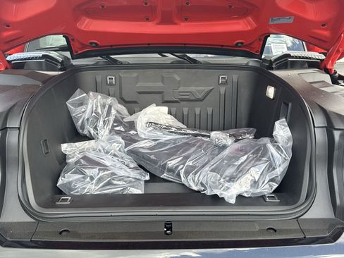 New 2025 GMC Hummer EV 2X image 32