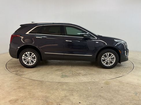 Used 2025 Cadillac XT5 Luxury w/ LPO, Floor Liner Package FWD image 8