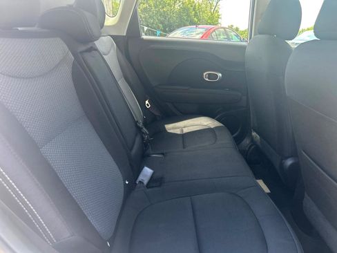 Used 2019 Kia Soul + FWD image 21