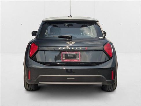 Certified 2025 MINI Cooper S image 6