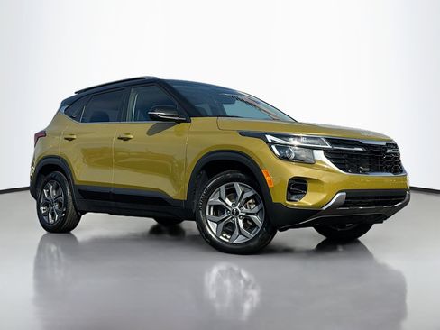 Used 2024 Kia Seltos S image 1