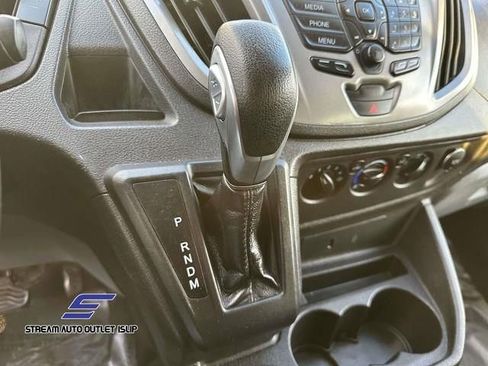 Used 2017 Ford Transit 350 XLT image 32