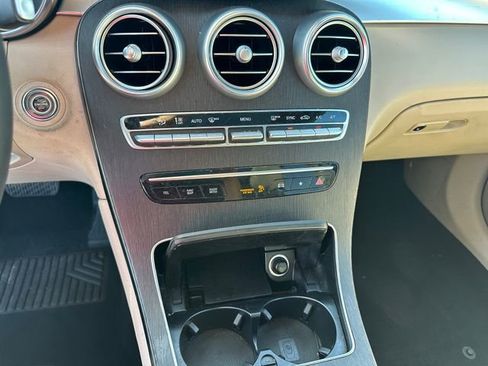 Used 2021 Mercedes-Benz GLC 300 4MATIC w/ Driver Assistance Package image 24