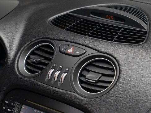 Used 2005 Mercedes-Benz SL 500 image 43