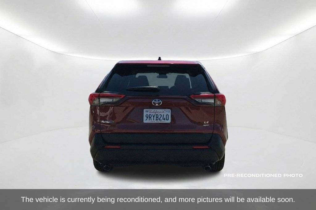 Used 2025 Toyota RAV4 LE AWD/4WD image 7