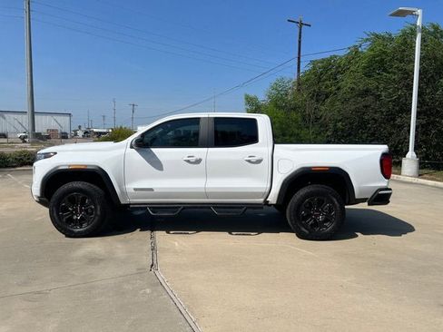 Used 2025 GMC Canyon Elevation w/ Convenience Package RWD image 2
