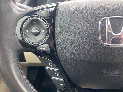 Used 2016 Honda Accord EX-L image 10