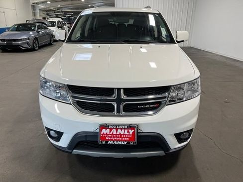 Used 2017 Dodge Journey SXT w/ Chrome Appearance Group FWD image 8