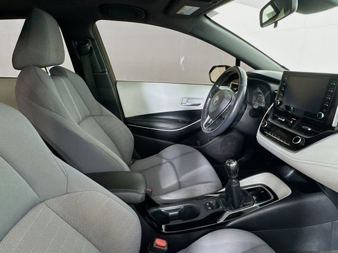 Used 2020 Toyota Corolla SE image 28