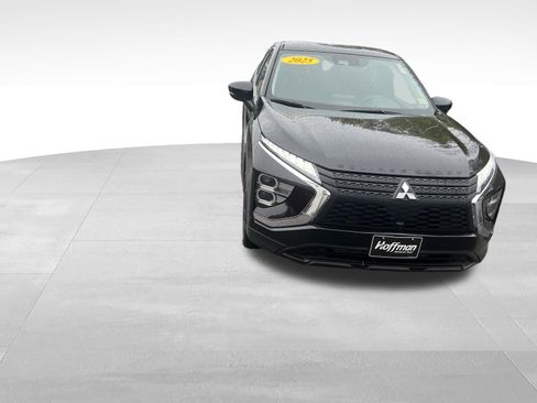 Used 2025 Mitsubishi Eclipse Cross LE AWD/4WD image 2