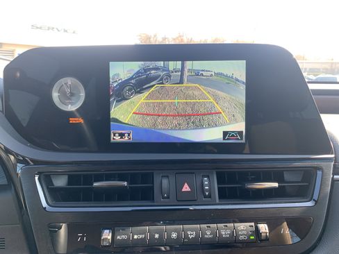 Used 2022 Lexus ES 350 w/ Premium Package image 25