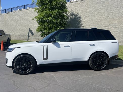 Certified 2024 Land Rover Range Rover SE AWD/4WD image 4