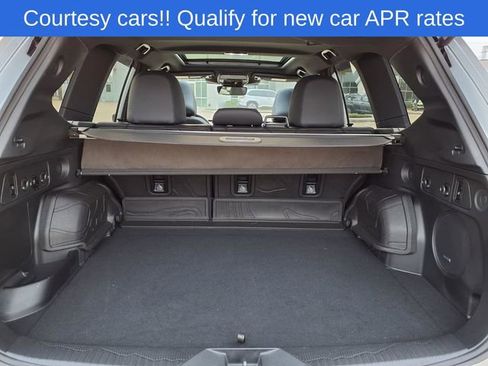 Certified 2025 Subaru Forester Limited w/ Popular Package AWD/4WD image 9