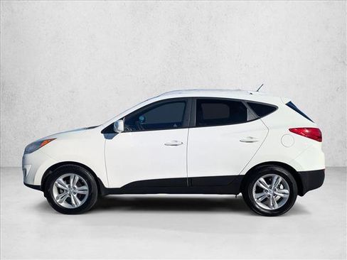 Used 2011 Hyundai Tucson GLS image 9
