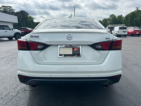 Used 2020 Nissan Altima 2.5 SR FWD image 7