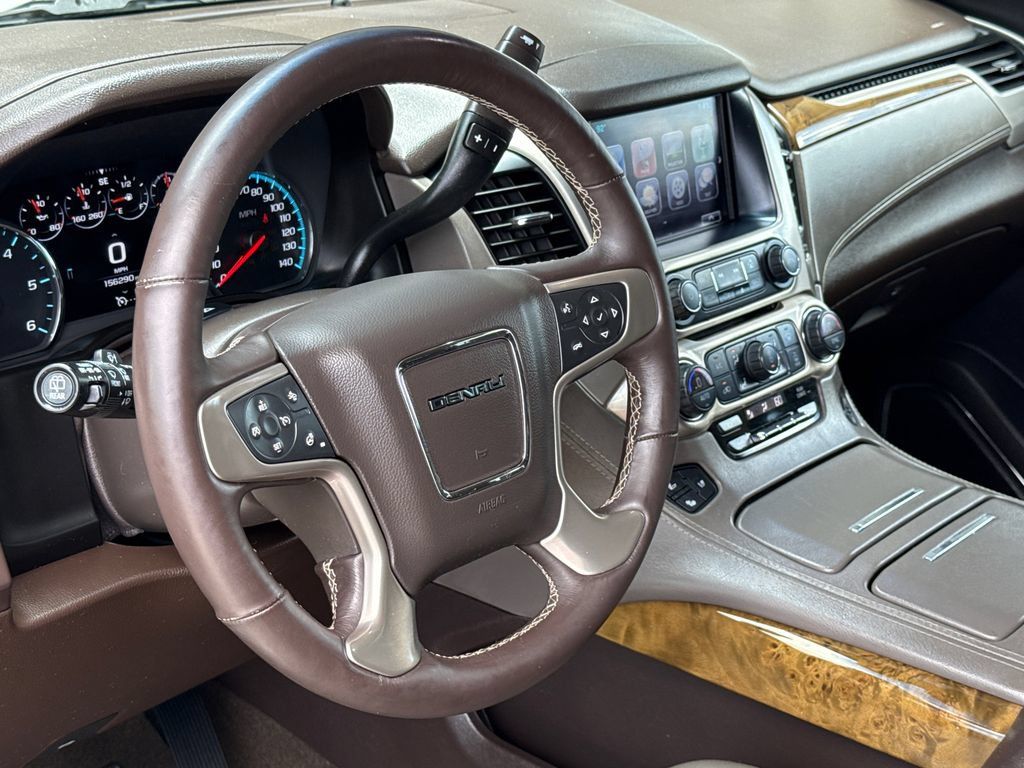 Used 2017 GMC Yukon XL Denali w/ Open Road Package AWD/4WD image 21