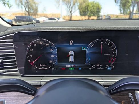 Used 2025 Mercedes-Benz GLE 450e 4MATIC image 30