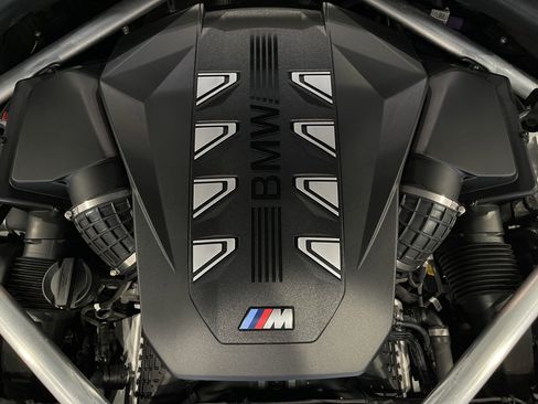 Used 2025 BMW X5 M60i w/ Executive Package image 26