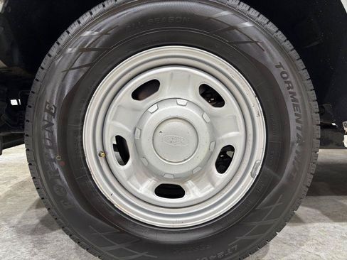 Used 2012 Ford F250 XL RWD image 22