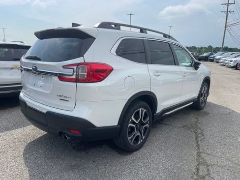 Used 2024 Subaru Ascent Limited AWD/4WD image 4