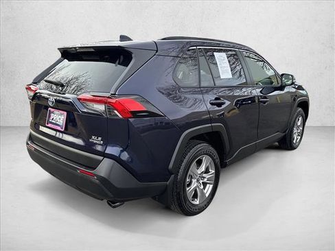 Used 2023 Toyota RAV4 XLE image 9