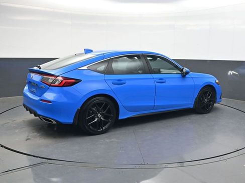 Used 2024 Honda Civic Sport Touring image 4