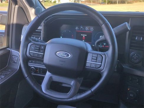 Used 2024 Ford F250 Lariat w/ Lariat Ultimate Package image 31