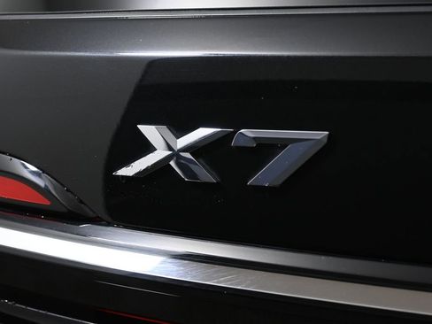 Certified 2023 BMW X7 xDrive40i w/ Premium Package image 43