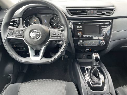 Used 2017 Nissan Rogue S AWD/4WD image 15