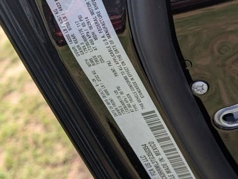 New 2026 RAM 3500 Laramie AWD/4WD image 35