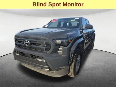 Used 2024 Toyota Tacoma SR5 image 4
