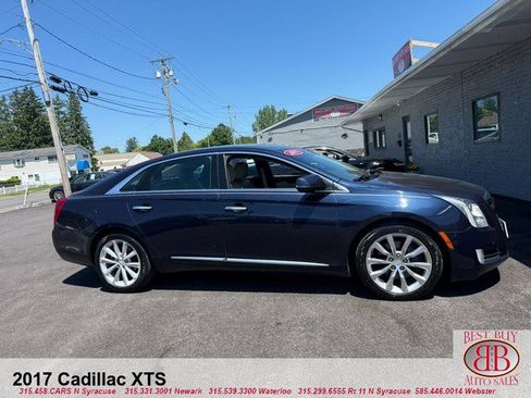 Used 2017 Cadillac XTS Luxury AWD/4WD image 3