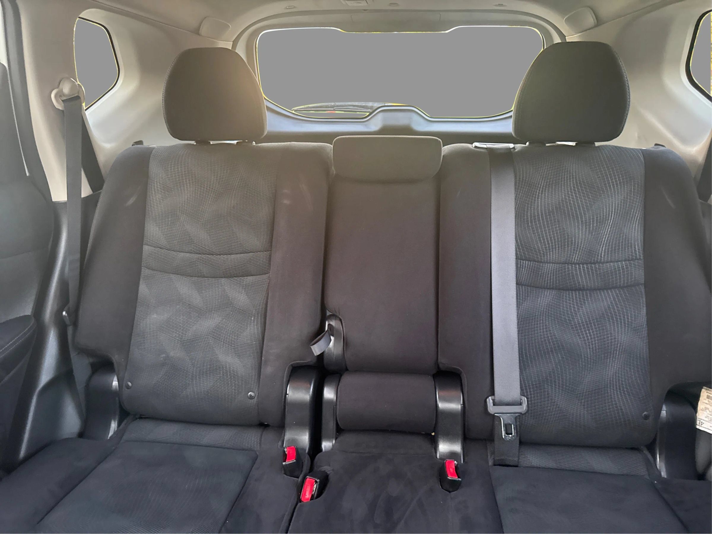 Used 2014 Nissan Rogue SV AWD/4WD image 26