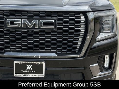 Used 2024 GMC Yukon XL Denali Ultimate AWD/4WD image 4