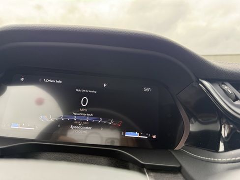 Used 2023 Jeep Grand Cherokee Limited w/ Luxury Tech Group II image 24