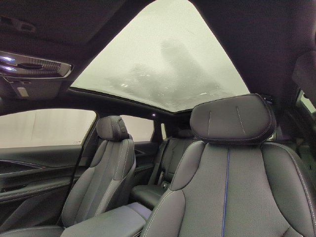 Used 2024 Cadillac Lyriq Sport w/ LPO, Floor Liner Package AWD/4WD image 17