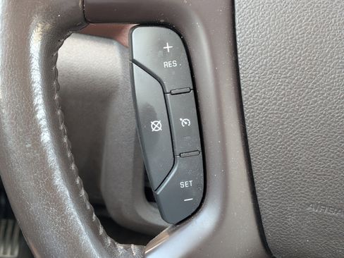 Used 2013 Buick Enclave Leather FWD image 26