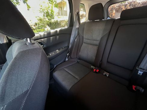 Used 2025 Nissan Rogue SV FWD image 41
