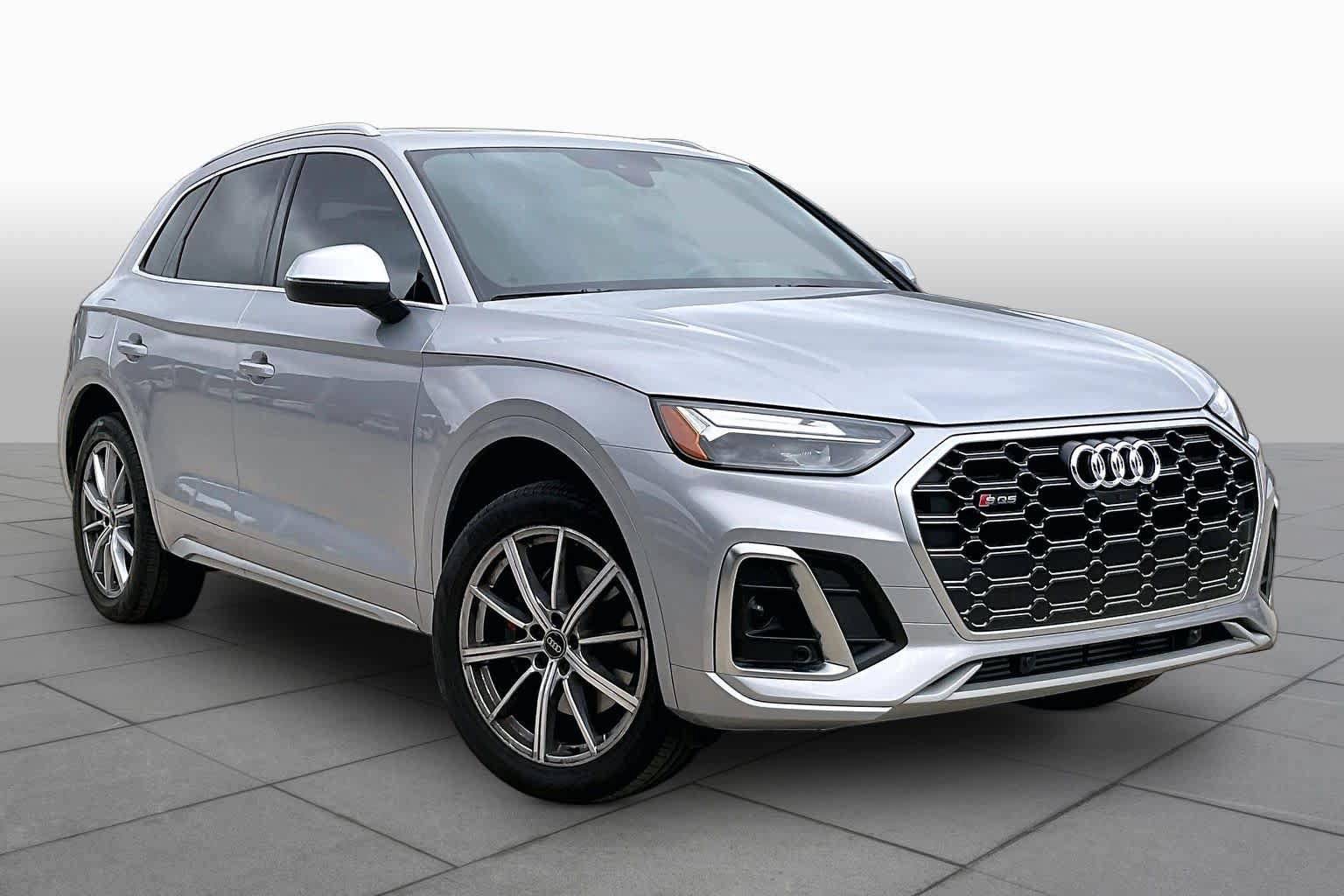 Used 2023 Audi SQ5 Premium Plus w/ Premium Plus Package AWD/4WD image 4