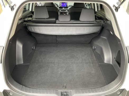 Used 2024 Toyota RAV4 XLE image 40