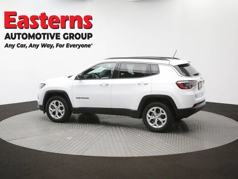 Used 2024 Jeep Compass Latitude AWD/4WD image 60