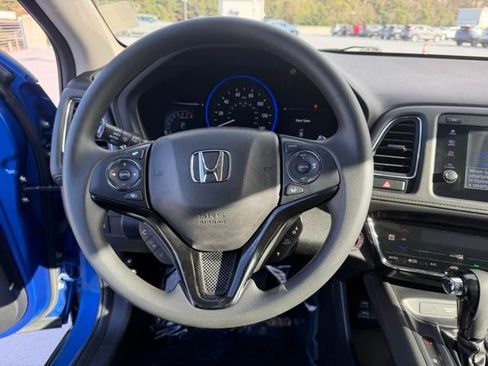 Used 2022 Honda HR-V EX image 14