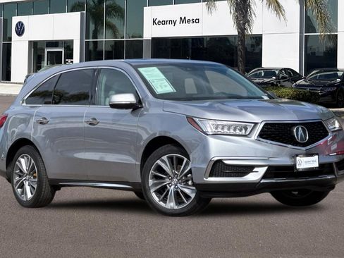 Used 2017 Acura MDX FWD w/ Technology Package image 2