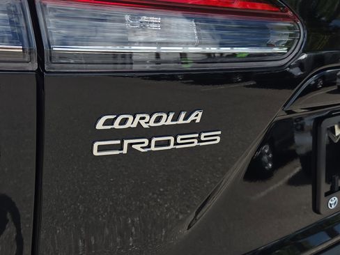 Certified 2026 Toyota Corolla Cross XLE w/ Convenience Package FWD image 33